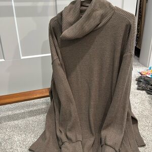 GAP cowl neck